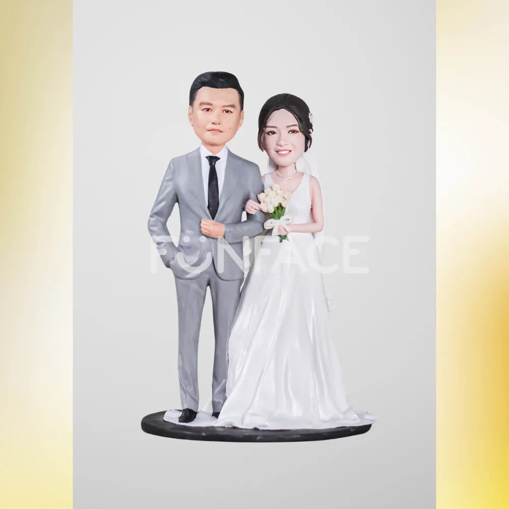 Personalized Bride & Groom Wedding Figurine – Custom FunFace Couple Statue
