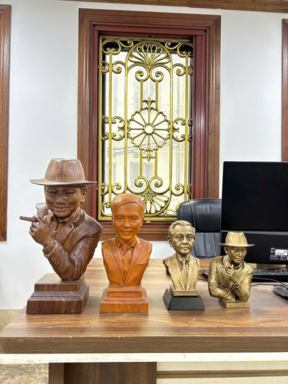 Personalized Bust Statue - The Perfect Gift for Bosses, Partners, and Loved Ones